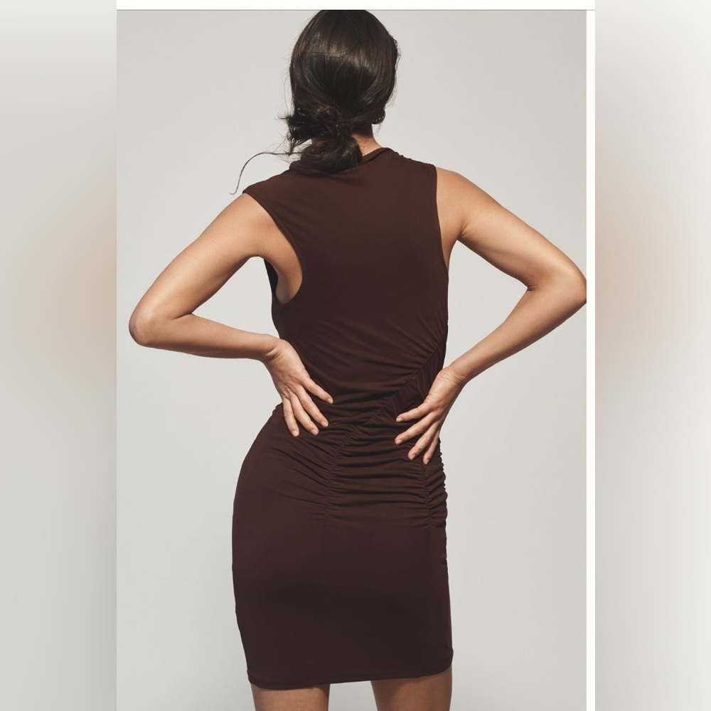 Anthropologie women’s Sz 2X Sleeveless Mock Neck Ruched Midi Dress Brown Bodycon - Picture 3 of 13